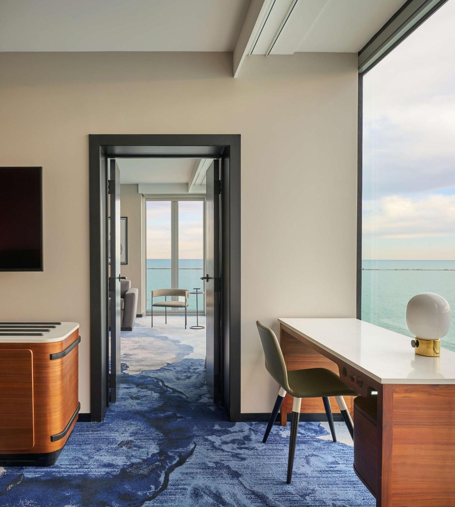 Sable At Navy Pier Chicago, Curio Collection By Hilton Hotel Exterior photo